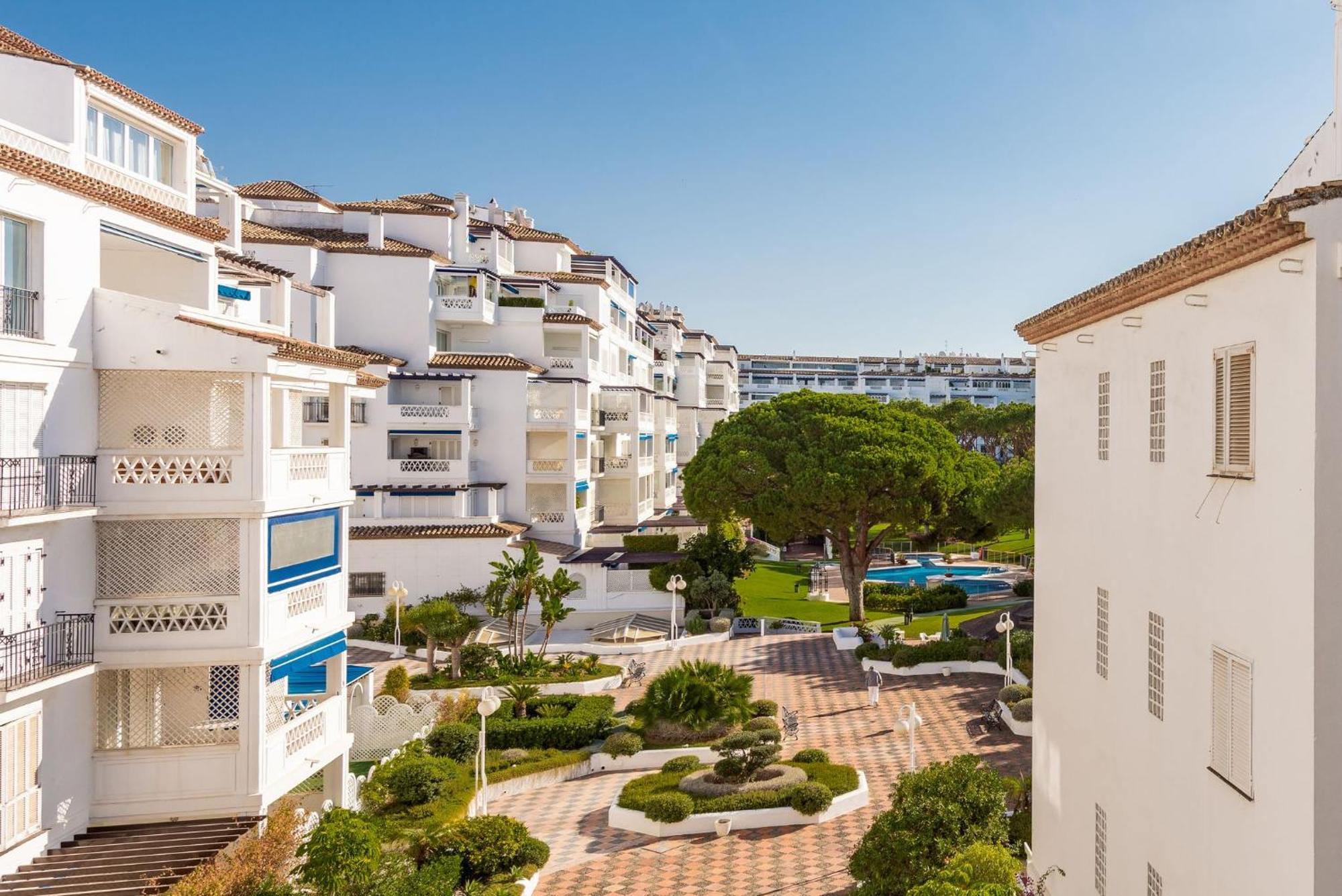 Beachfront * Marbella